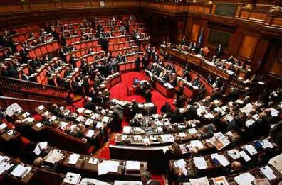 Italiani e  democrazia, una fiducia svanita nell’oligarchia dei partiti