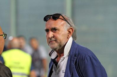 Calcio Andria, il passo indietro del presidente Roselli: «E' necessario»