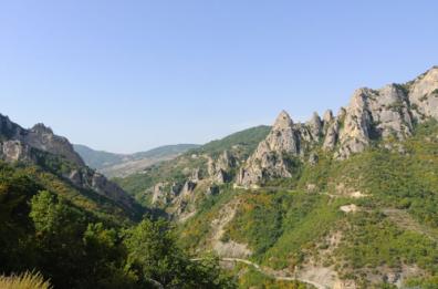 Basilicata, la terra dei «super nonni»: il mistero dell’erba sulle Dolomiti