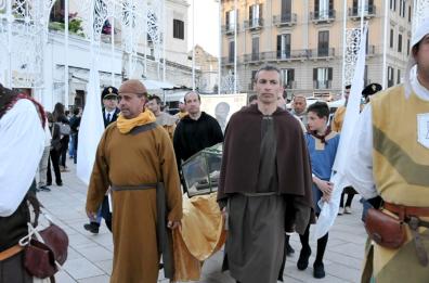 Bari, casting dei figuranti per il corteo di San Nicola