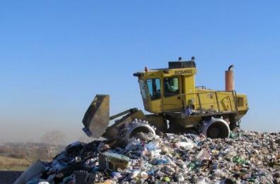 Rifiuti, messa in sicurezza della discarica barese entro il 30 giugno