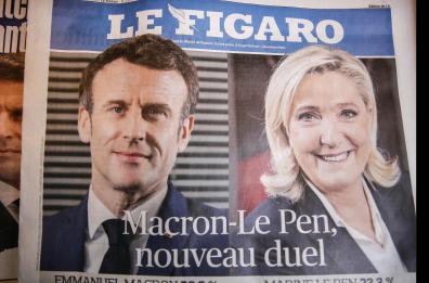 Presidenziali francesi, Veneziani: «A Marine manca blocco moderato». Revelli: «Macron resta tecnocrate delle élite»