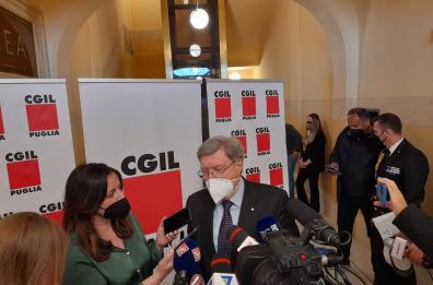 Giovannini a Bari, mascherine su treni? Misure ancora necessarie