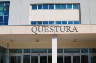 Preside aggredito a Taranto, un avviso "orale" ai genitori dell'alunna autori dell'aggressione