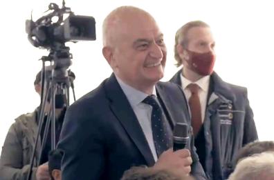 Il Parco eolico a Taranto? «Ecco tutti quelli che dicevano  no»