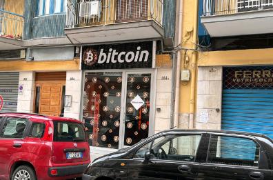 Bari, bancomat  per bitcoin nel mirino: c’è il rischio del riciclaggio