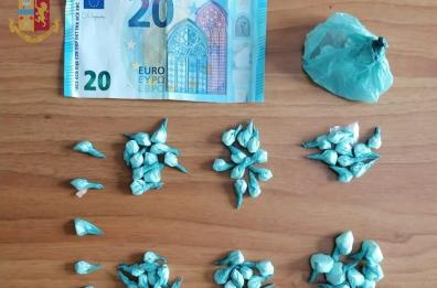 Taranto, spaccio al quartiere Paolo Sesto: arrestato un 33enne