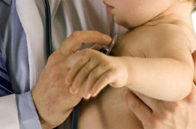 Epatiti pediatriche: «Allerta, ma i vaccini non c’entrano niente»