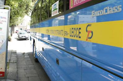 «Salento in Bus» riparte con più tratte  per cittadini e turisti, anche di sera