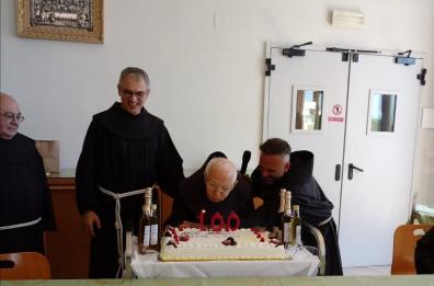 Padre Vitale e Potenza: un inno alla vita che lo accompagna da 100 anni