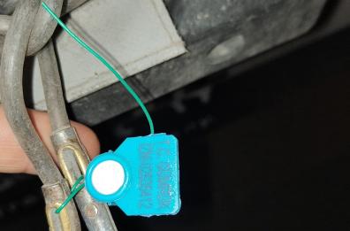 Bari, tachigrafo alterato e merci pericolose a bordo: multe per 2 camionisti