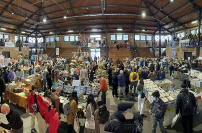 Il Vintage market spopola a Bari: parola d'ordine riciclo