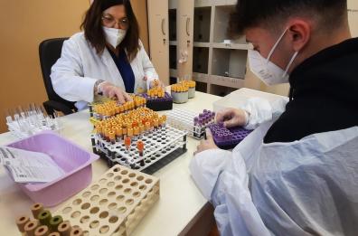 Studenti a lezione all'ospedale di Altamura: l'esperienza di 50 liceali