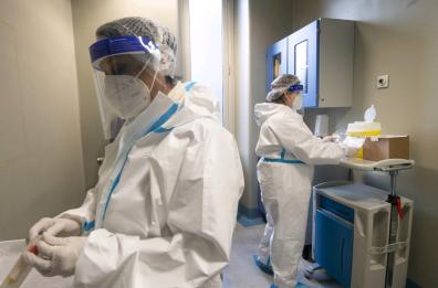 Covid, a Bari il primo reparto per pazienti asintomatici gestito tutto da infermieri
