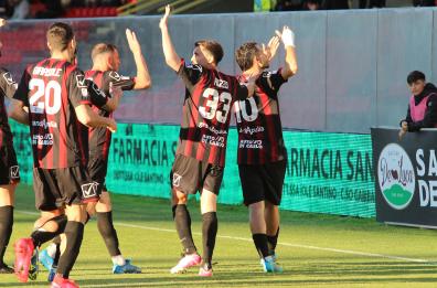 Calcio, Foggia e Monopoli vincono e volano ai playoff nazionali