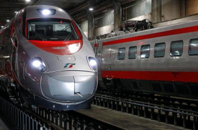 Un'ora in meno per i treni da Bari a Bologna: l'annuncio del ministro Giovannini