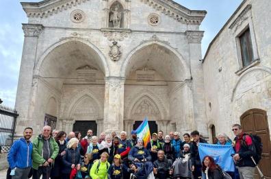 Dal Piemonte a Monte Sant'Angelo in carrozzina: il viaggio di Matteo diventa un docufilm