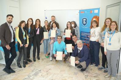 #EscapeForBari, corsi di inglese gratis ai commercianti della città