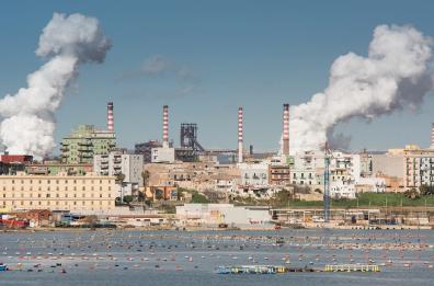 «Presidente Mattarella, fermi l'inquinamento mortale di Taranto»