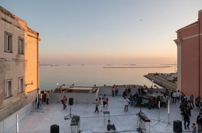 «Post disaster Rooftops EP04»: a Taranto ritorna l'arte sui tetti