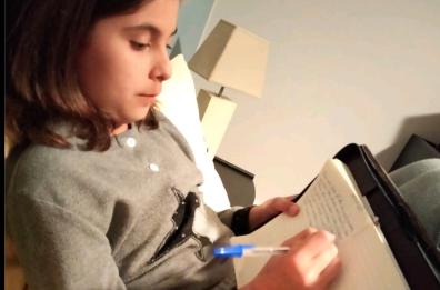Taranto: Lara, scrittrice prodigio, pubblica a 10 anni il suo primo libro
