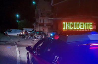 Potenza, schianto fra scooter e auto: muore il centauro, gravissima una donna
