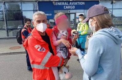 Ucraina: «Arrivano con la loro vita in una busta di plastica al braccio»