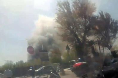 Riccione, incendio in un campeggio VIDEO