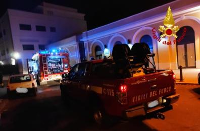 Brindisi, incendio in un b&b: tanta paura ma nessun ferito