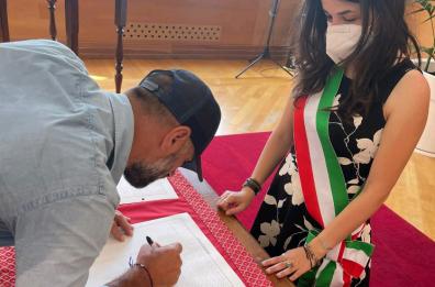 Eddy, il «figlio» della Vlora adesso è cittadino barese