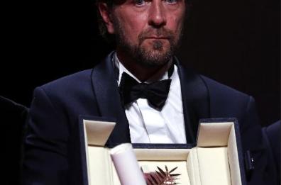 Festival di Cannes, il film "Triangle of sadness" vince la 75^ edizione