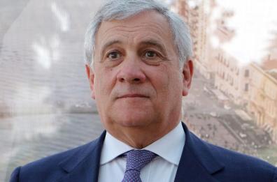 Tajani: «Su Tap e Xylella Emiliano chieda scusa»