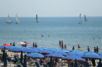 Spiagge e servizi pubblici: via libera al Ddl Concorrenza