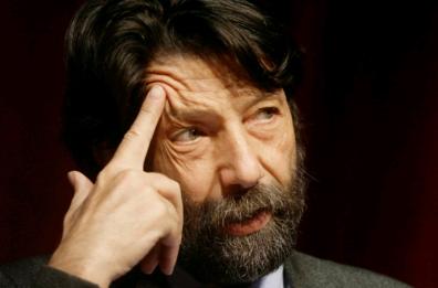 Massimo Cacciari nel Salento per ricordare l'amico docente Mario Signore
