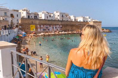 Uova d’oro dal turismo, ma la fine del ceto medio è la grande «frittata»