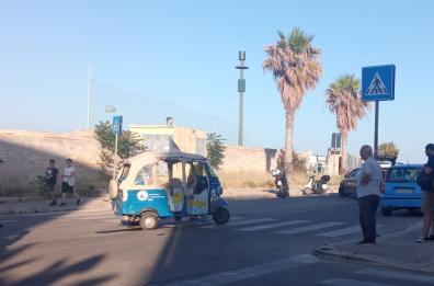 Polignano, auto si scontra con calessino: due turisti in ospedale