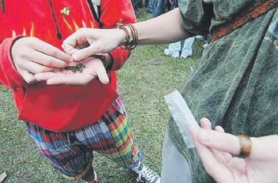 Droga, allarme tra gli adolescenti a Lecce
