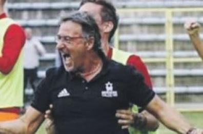Calcio, Perrone felice: «Bari, finalmente»