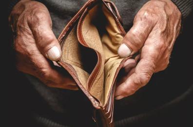 «Povera» Puglia: nell'ultimo anno raddoppiato il numero di famiglie in difficoltà economiche