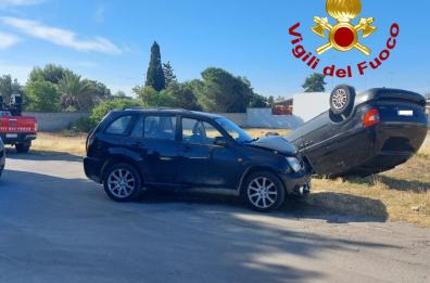 Torre Lapillo, schianto sulla via del mare: due feriti in ospedale