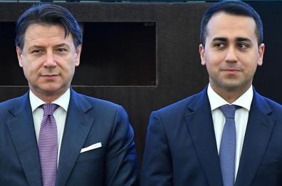 Effetto Tafazzi  per Pd e 5S, ma i Dem  si compattano sempre