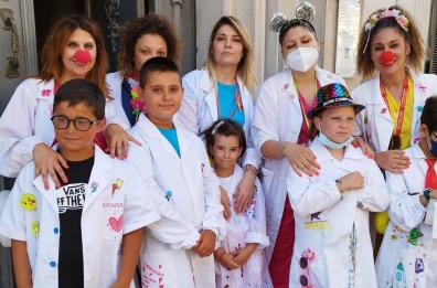 I piccoli clown dottori portano vita nelle case di riposo di Foggia