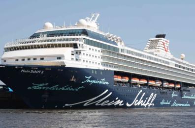 Crociere: Taranto accoglie nave tedesca Mein Schiff Herz