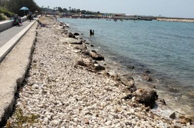 Bari, chiuso cantiere sulla spiaggia a San Girolamo: mancano presidi di sicurezza per lavoratori e bagnanti