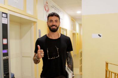 Bari, arriva il diploma: il calciatore Ciccio Caputo è  maturo