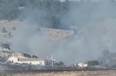 Incendi, bruciano 150 ettari in Puglia: a rischio le masserie della Bat