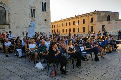 «Lungomare di libri» chiude, tremila volumi venduti a Bari