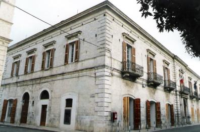 Triggiano, bufera parentopoli nella selezione per funzionari amministrativi