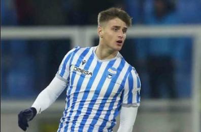 Calcio, al Lecce arriva Lorenzo Colombo dal Milan