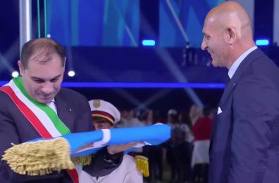 Giochi del Mediterraneo, la bandiera è nelle mani del sindaco di Taranto